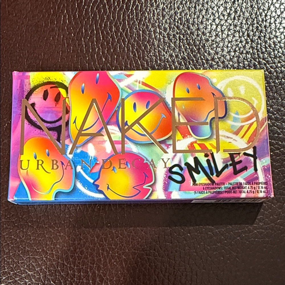 Urban Decay Smiley Eyeshadow Palette